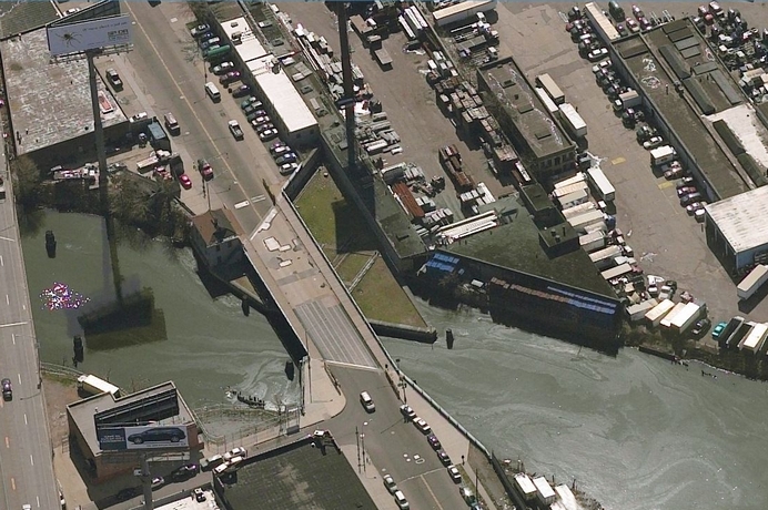 Borden Avenue Bridge: Borden Avenue Bridge 6